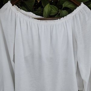 Off shoulders white top